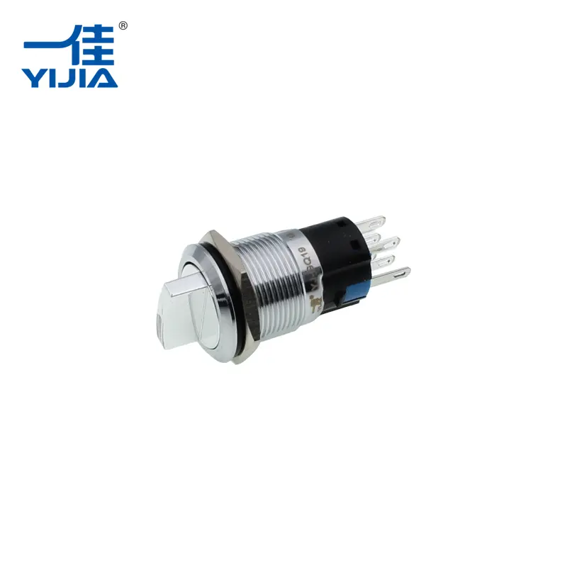 Како работи прекинувачот за избор во три насоки и зошто е неопходен за современите електрични системи за контрола