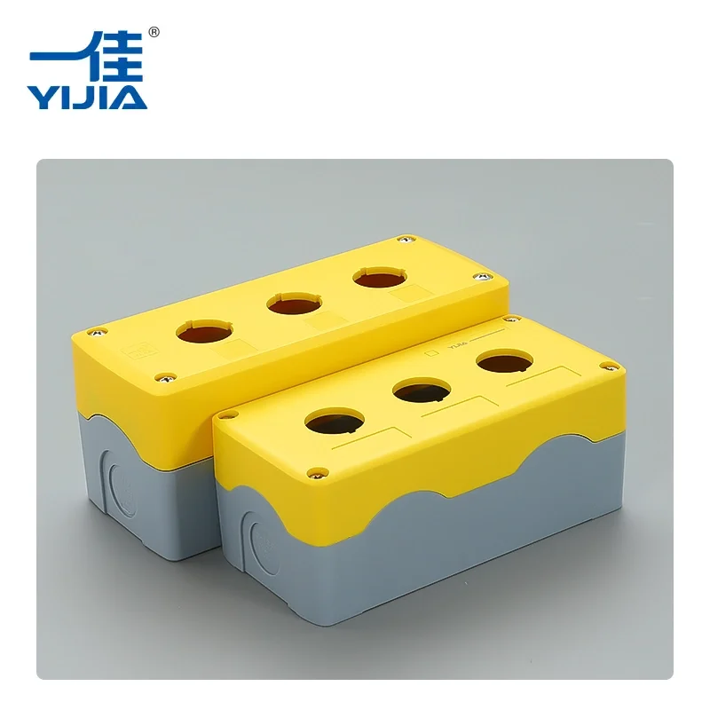 Кутија за пластични копчиња